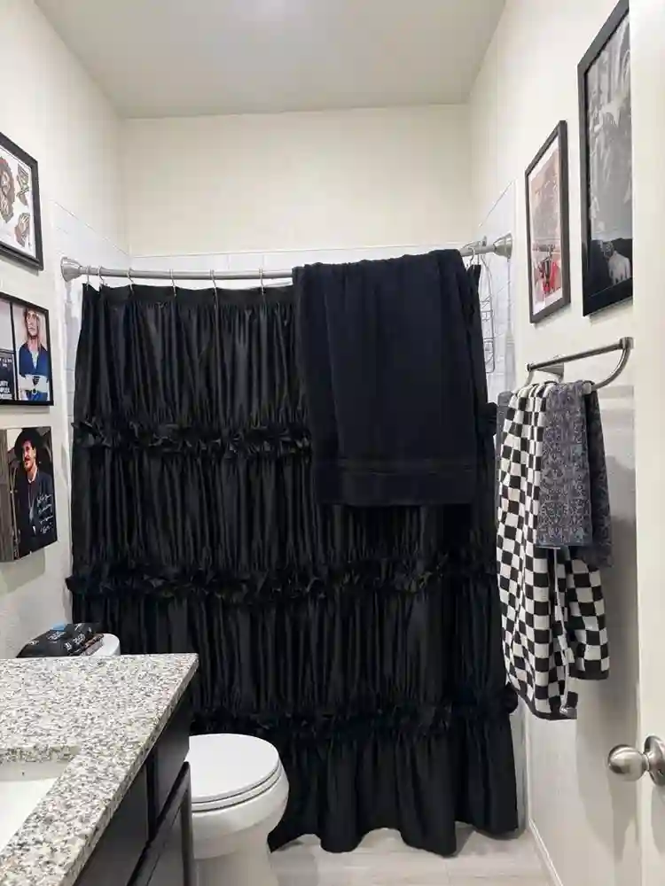 Two bedrooms for rent!