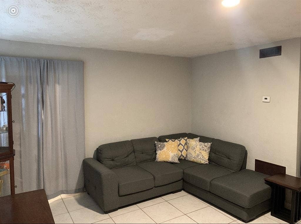Master Bedroom for Rent