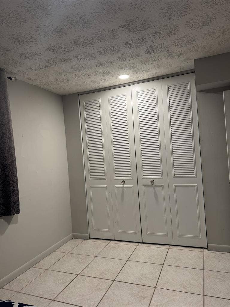 Master Bedroom for Rent
