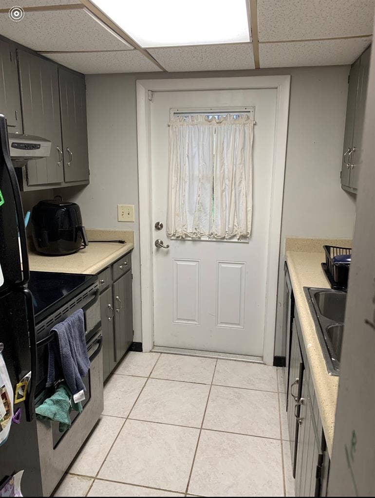 Master Bedroom for Rent