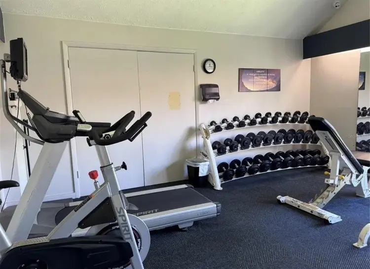 Master Bedroom for Rent