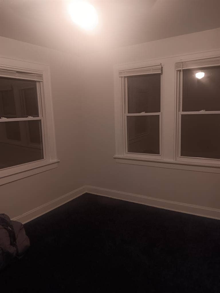 Room Available 3Br 1Ba House