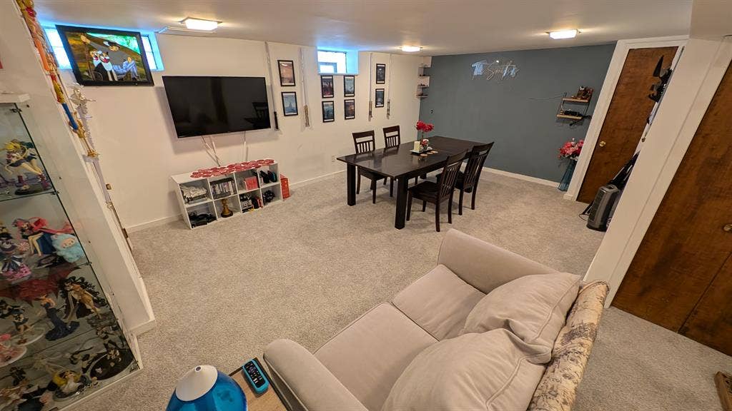 large room for rent