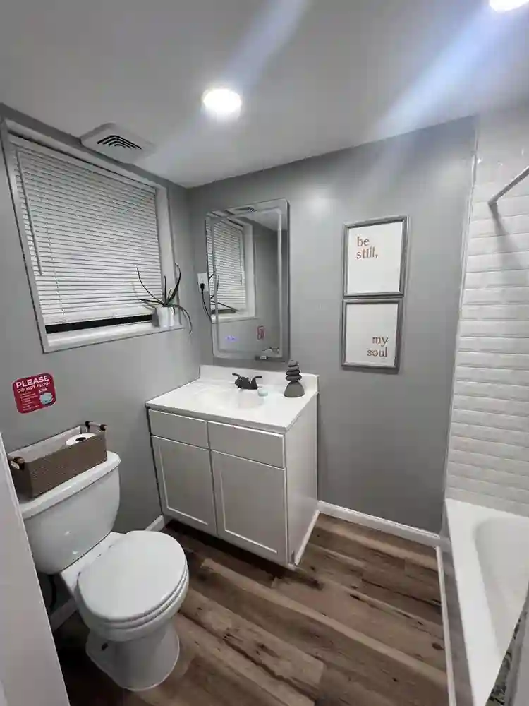 2 bedroom 1 bath + garage