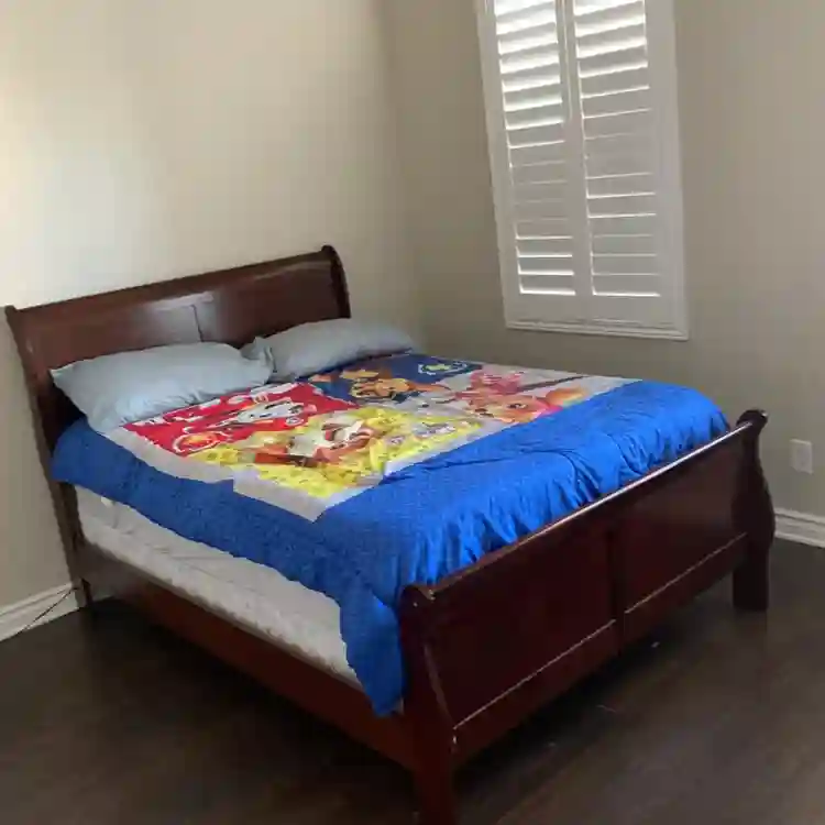 One downstairs bedroom with shared