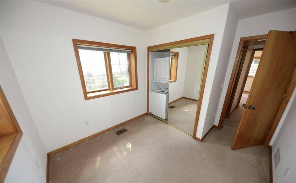 Apartment 2bed 1bath in Northville