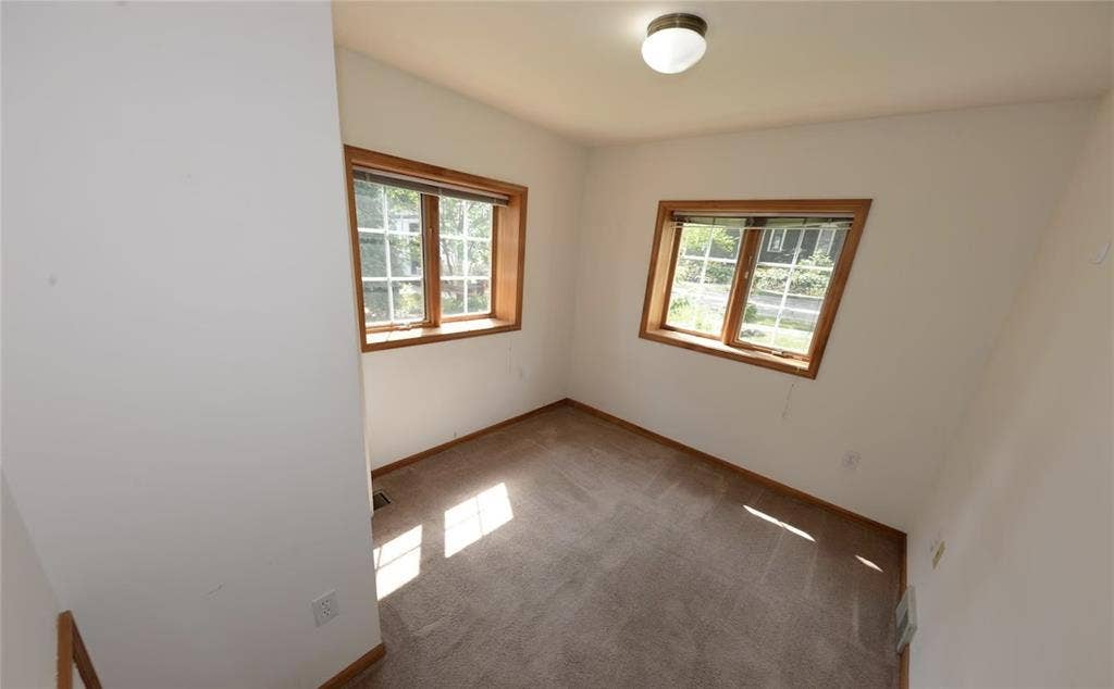 Apartment 2bed 1bath in Northville