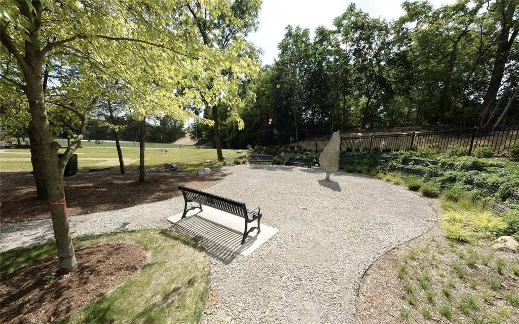 Apartment 2bed 1bath in Northville
