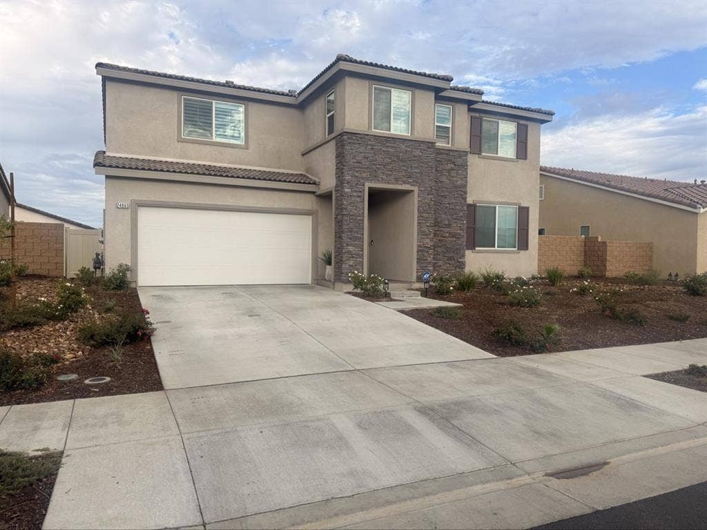 Bdrm for rent in Menifee