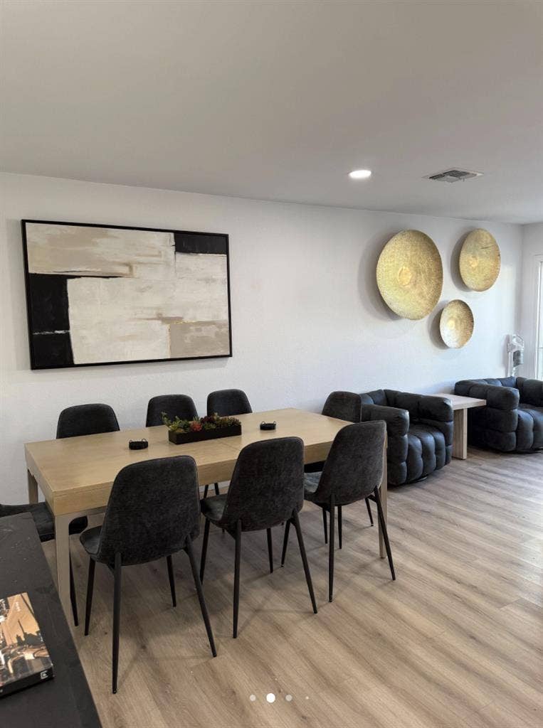 Comfortable Newly Renovated Rooms!