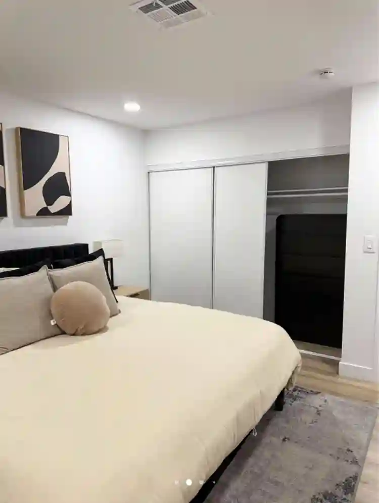 Comfortable Newly Renovated Rooms!