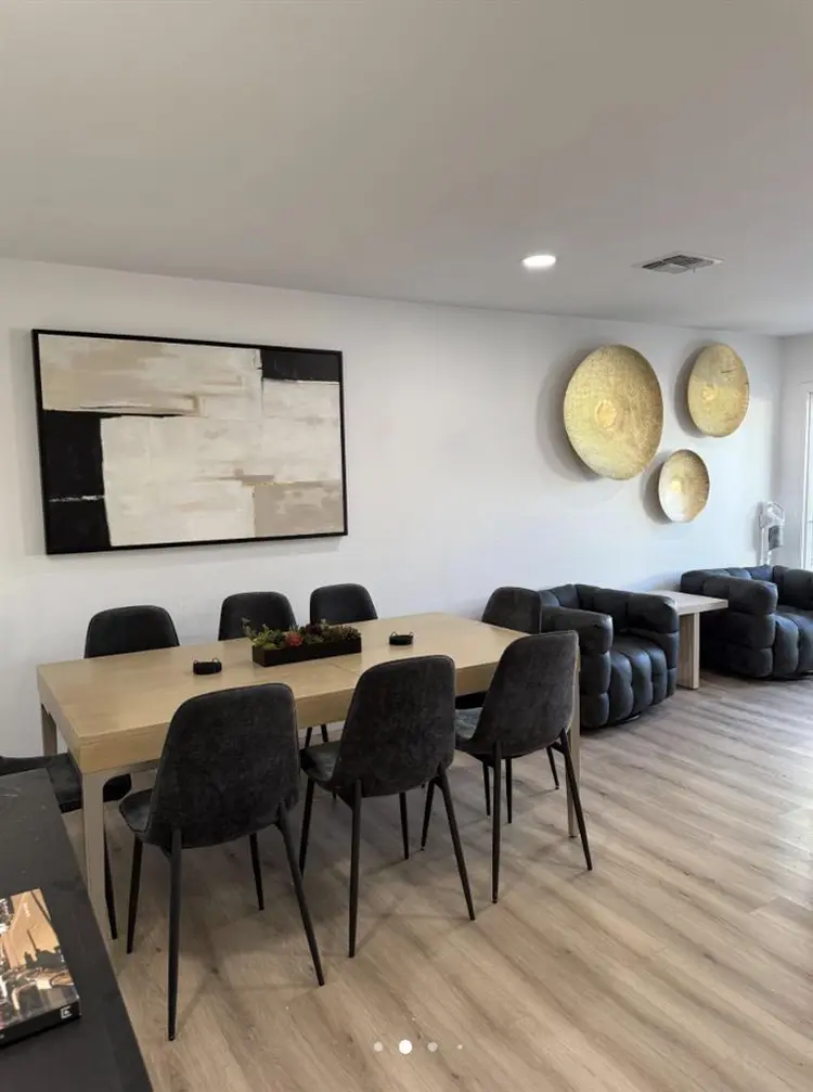 Comfortable Newly Renovated Rooms!