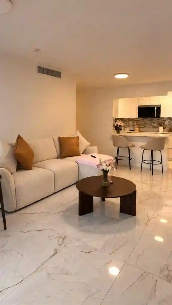 Private Room & Bath in Doral 🏡