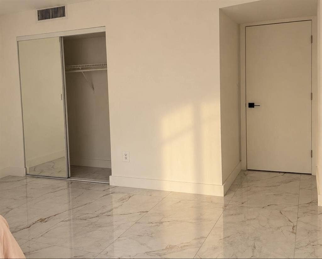Private Room & Bath in Doral 🏡