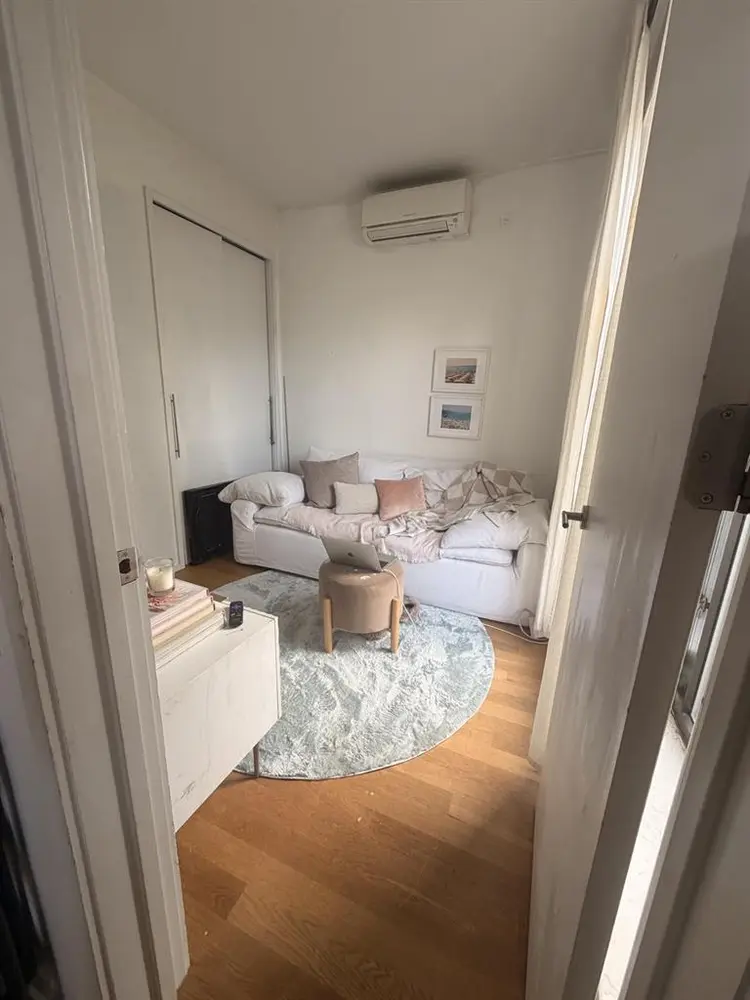 Queen size furnished bedroom