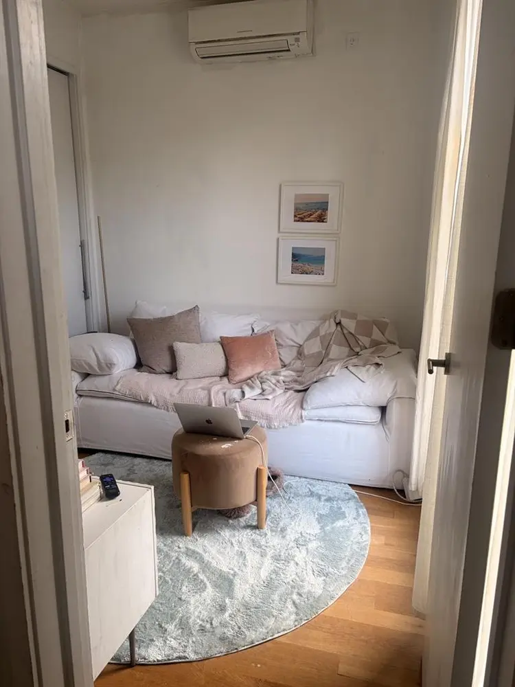 Queen size furnished bedroom