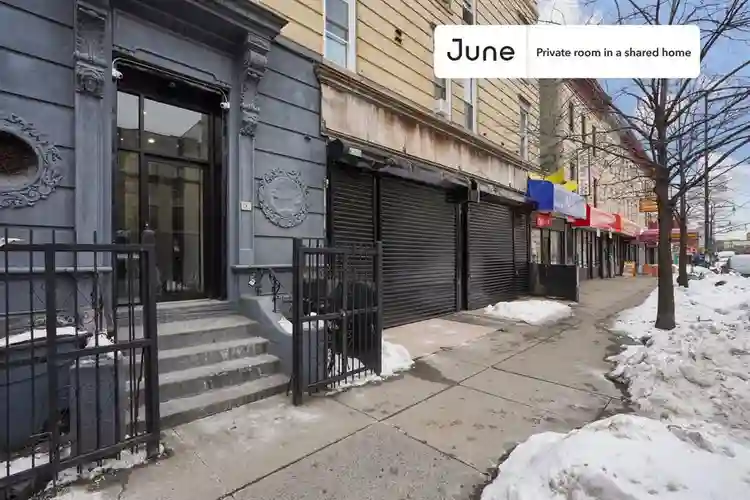 4 BR in New York City