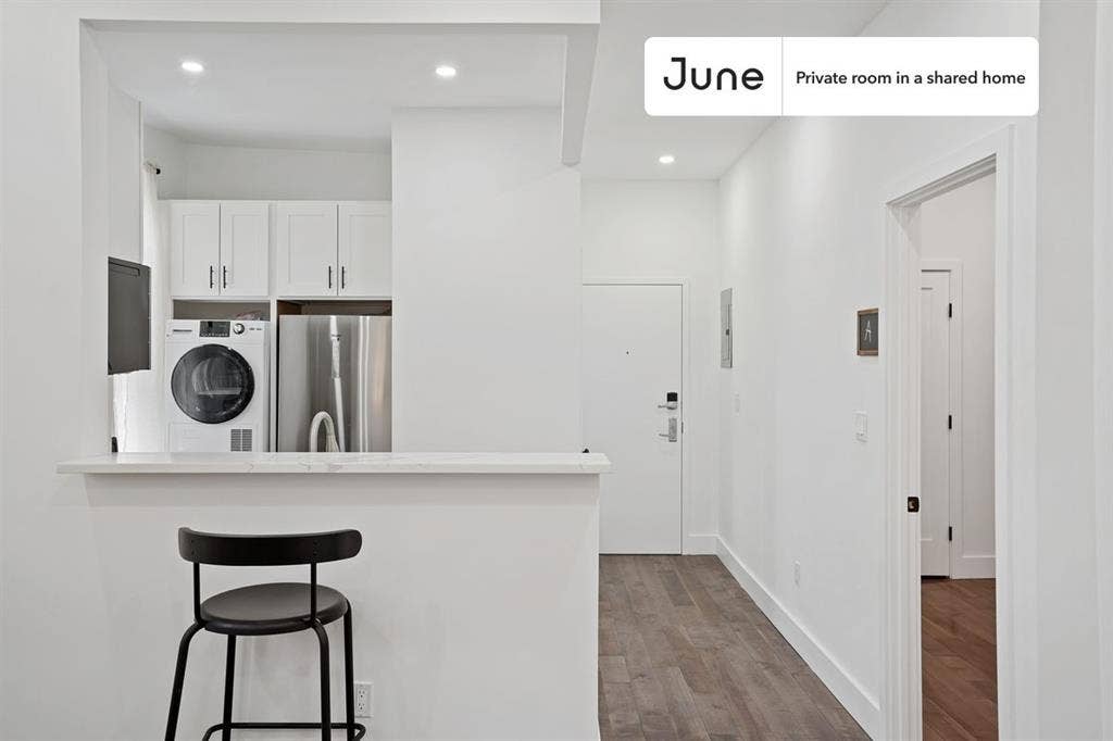 4 BR in New York City