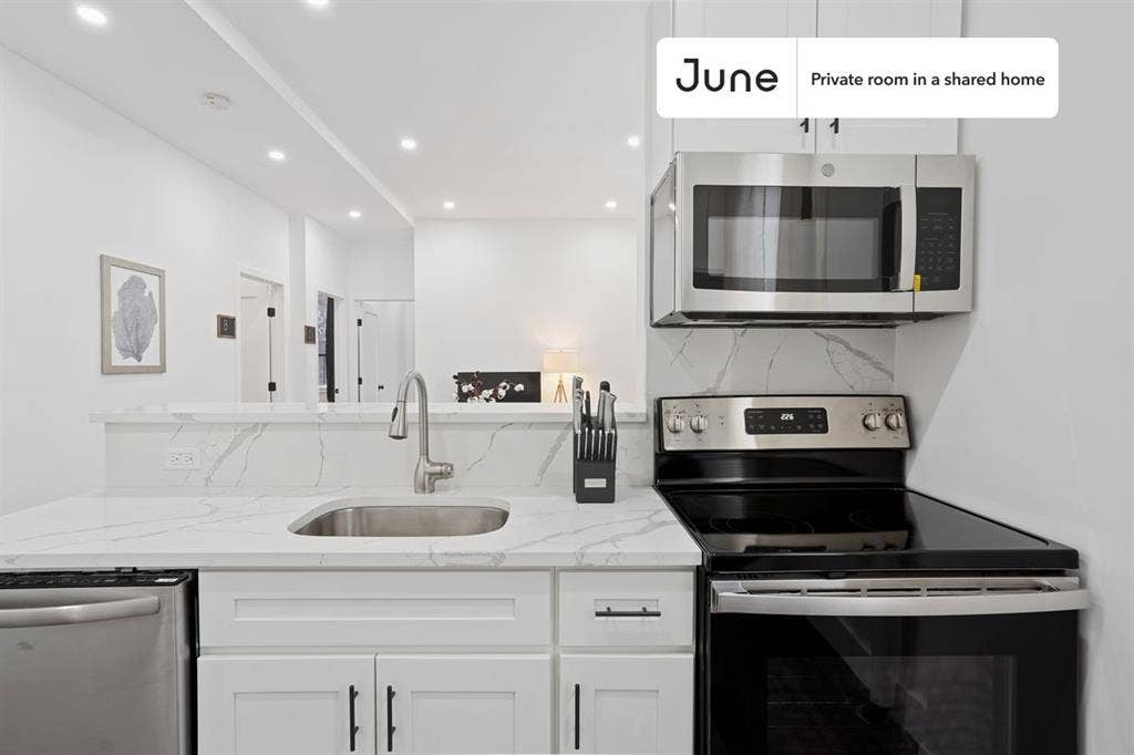 4 BR in New York City