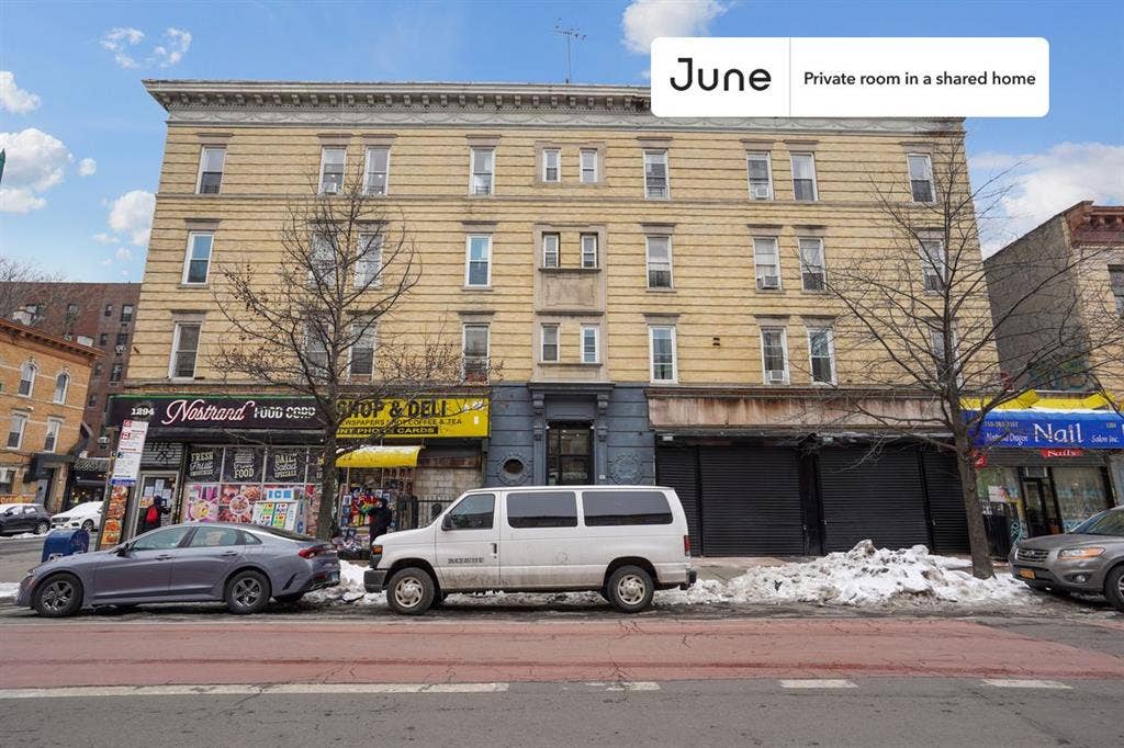 4 BR in New York City