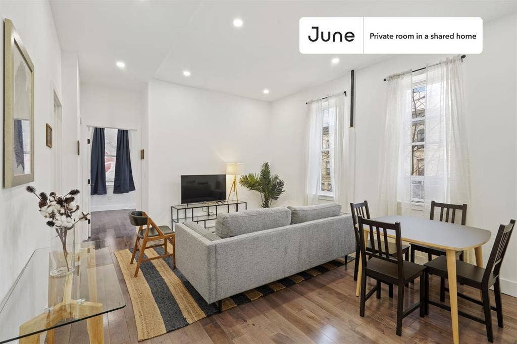 4 BR in New York City