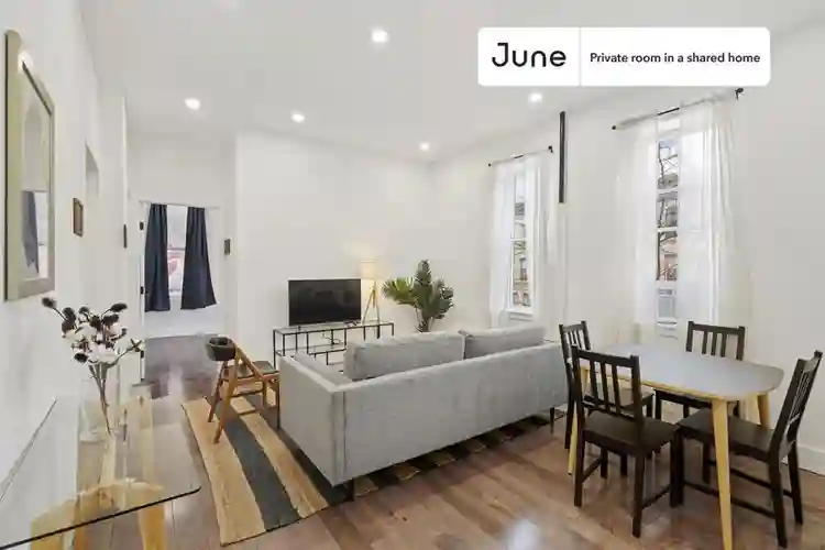 4 BR in New York City