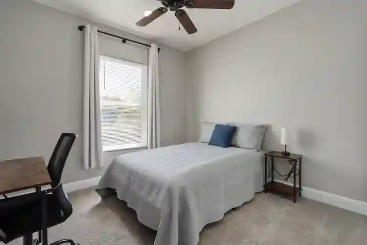Fully Furnished, No Utilities!