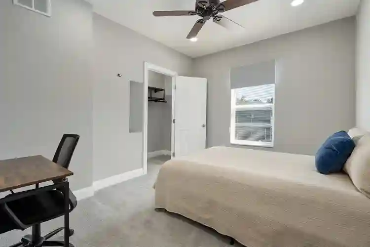 Fully Furnished, No Utilities!