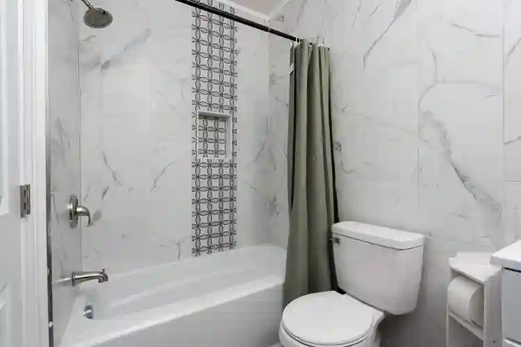 Fully Furnished, No Utilities!