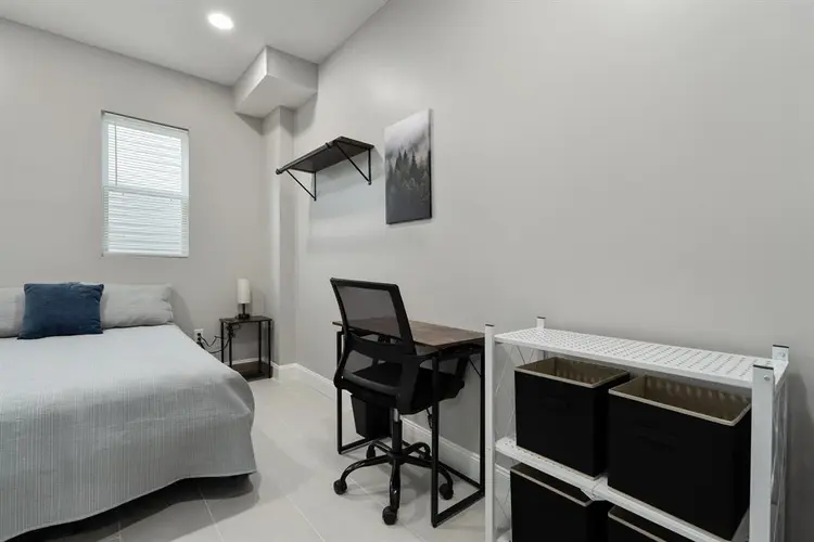 Fully Furnished, No Utilities!