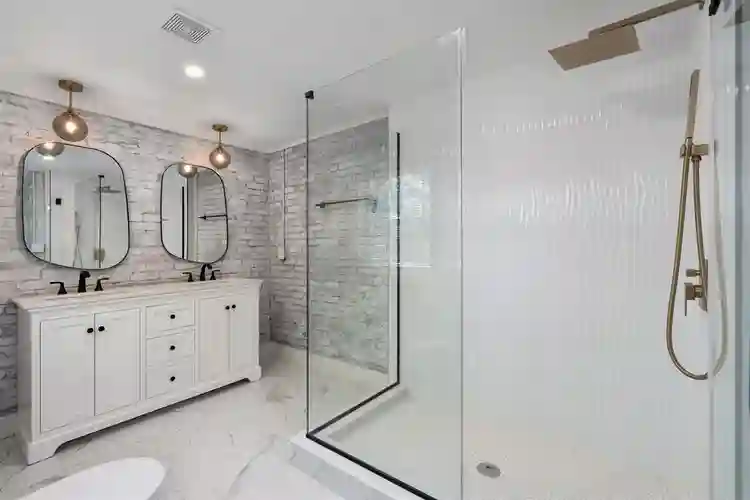 Private Bathroom & Fully Furnished