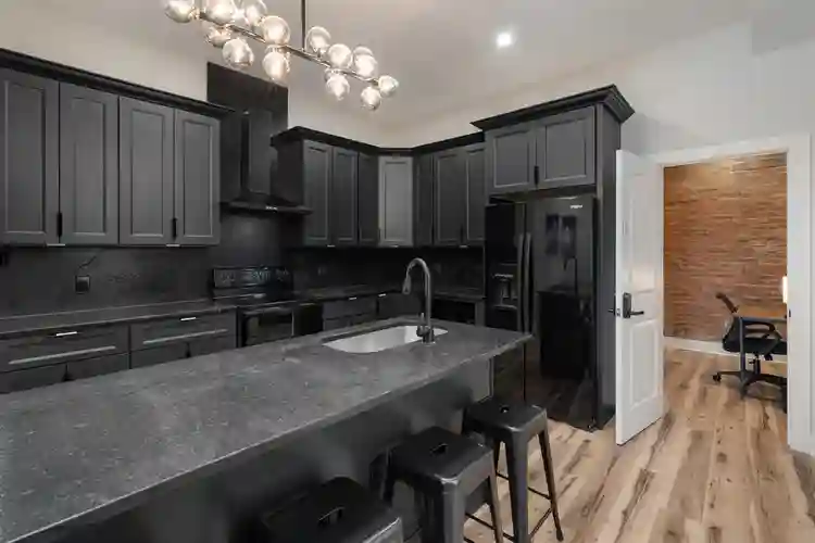 Private Bathroom & Fully Furnished