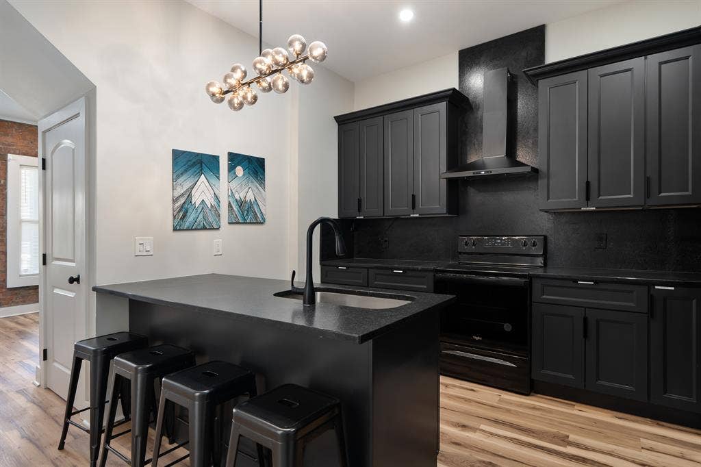 Private Bathroom & Fully Furnished