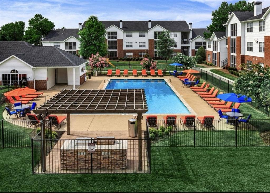 Seeking Roommate by October 18th!