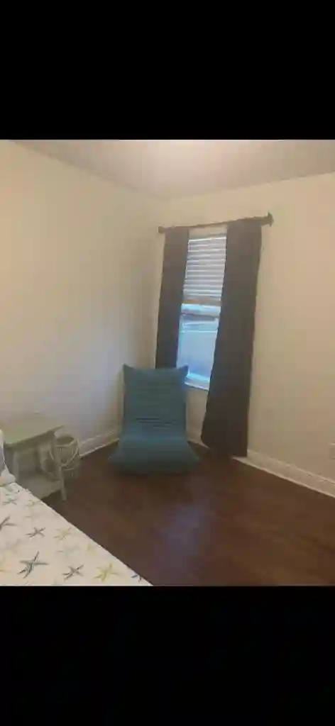 Beautiful room to rent!