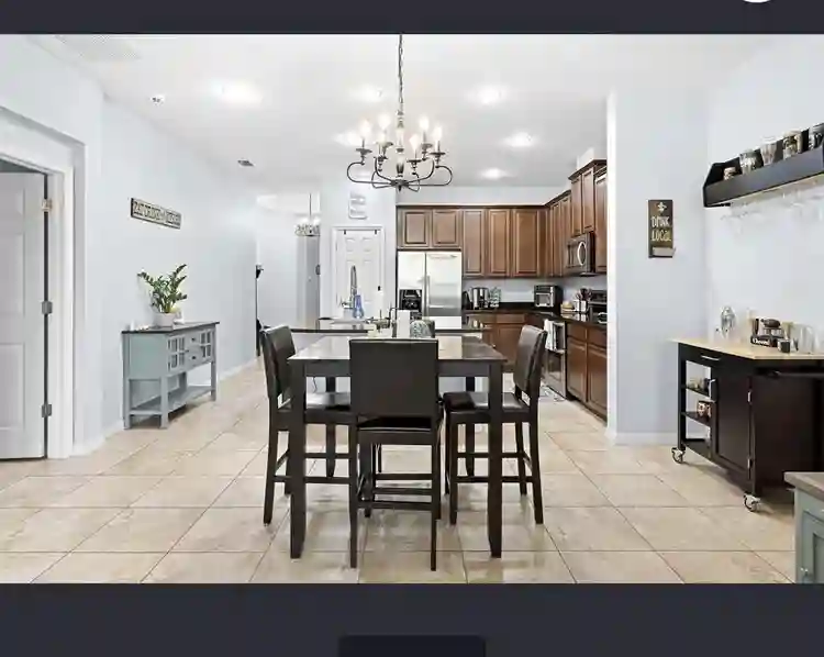 Beautiful room to rent!
