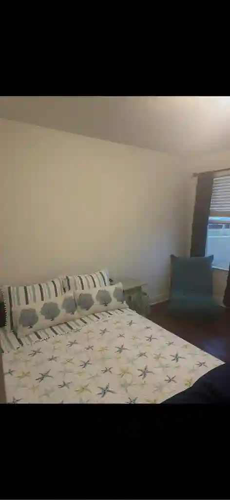 Beautiful room to rent!