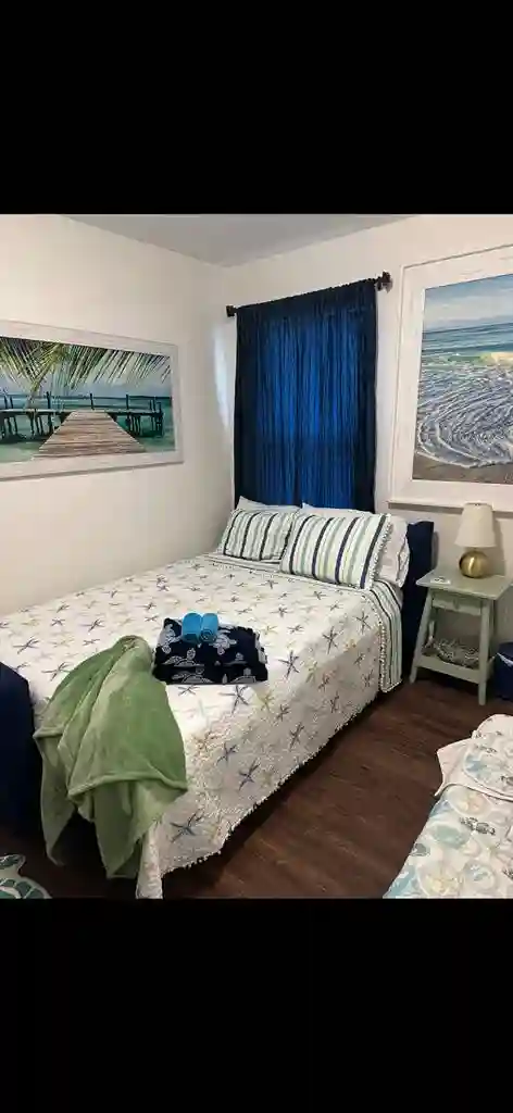 Beautiful room to rent!