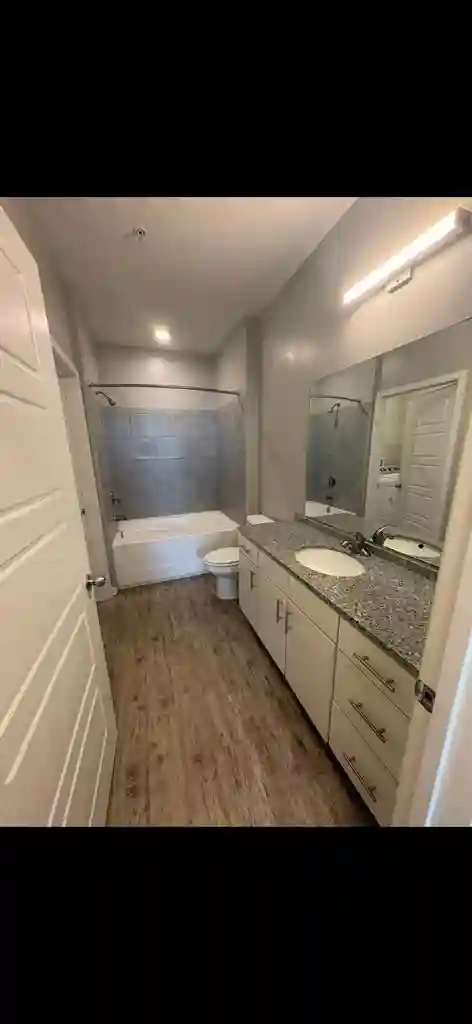 Looking for football and dog lover!