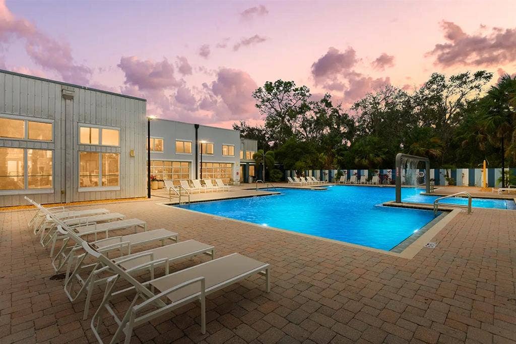 2 Bed/ 2 bathroom Sublease Near USF