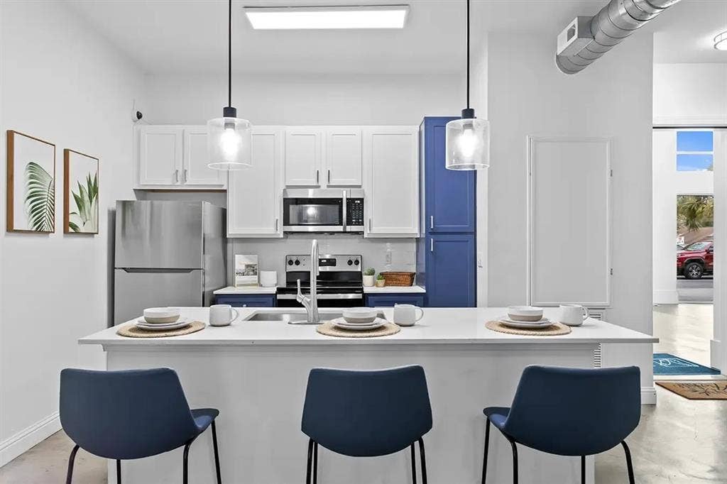 2 Bed/ 2 bathroom Sublease Near USF