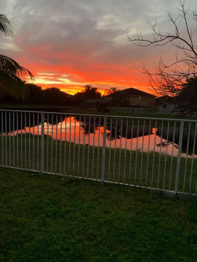 Room for rent in Weston, Fl