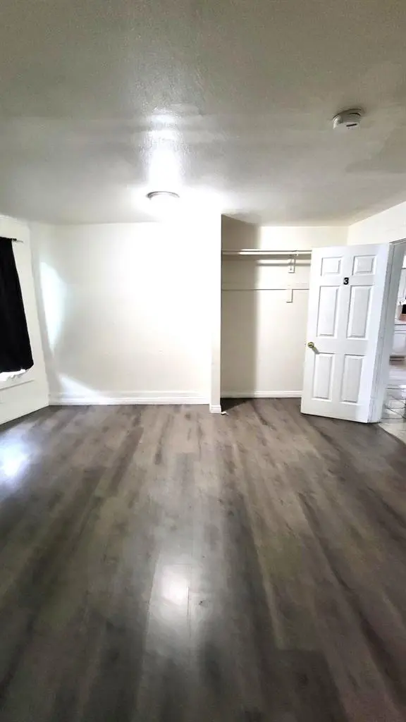 Spacious Room for Rent in SB