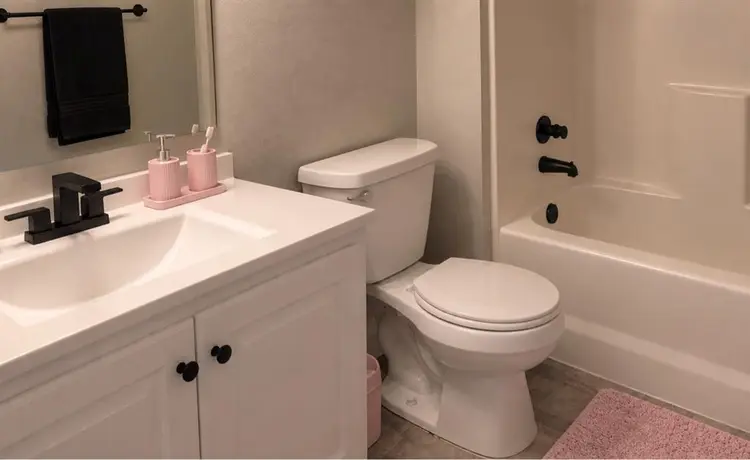 Studio Apartment For Rent‼️