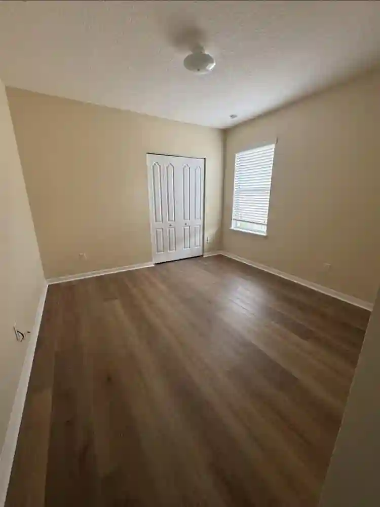 Room close to airport and Lake Nona