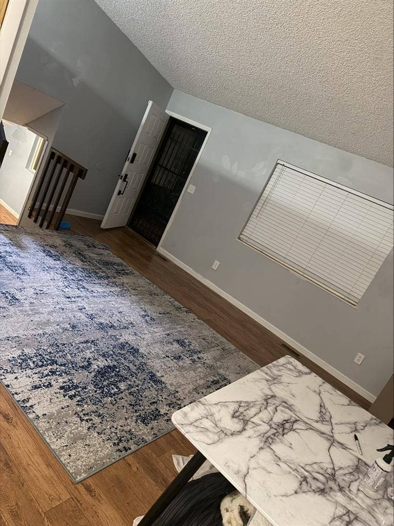 3BR/2BA Home available October 1st