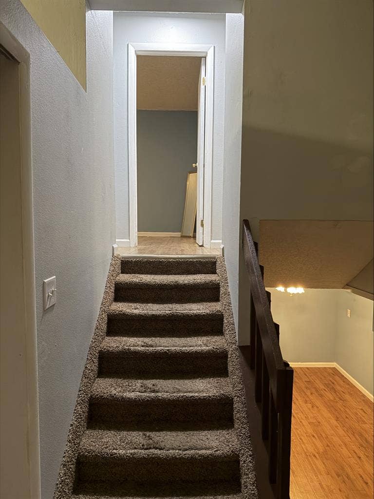 3BR/2BA Home available October 1st
