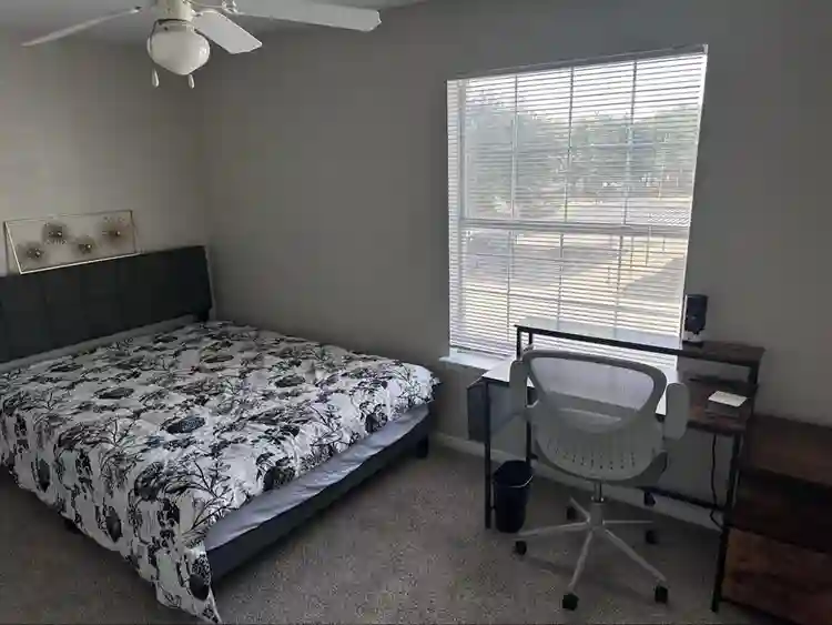Austin Privacy & Comfort 🫧