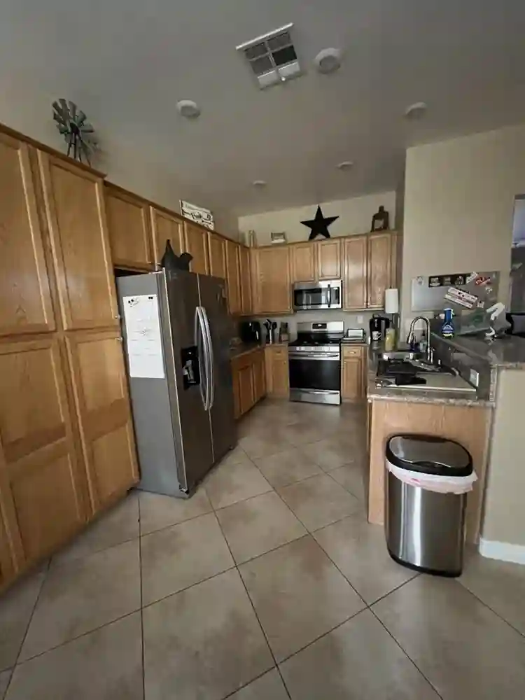 Clean/Summerlin available 11/15/26