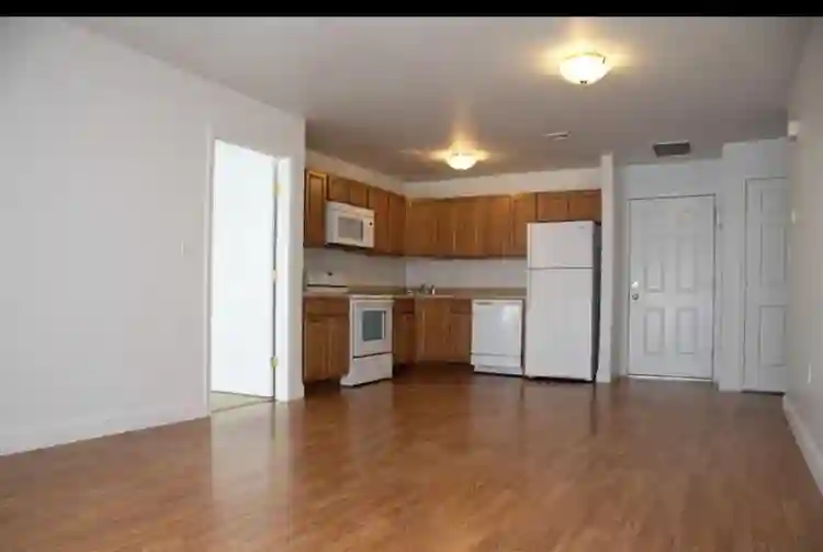 Private Room & bath in 2b2b nashua